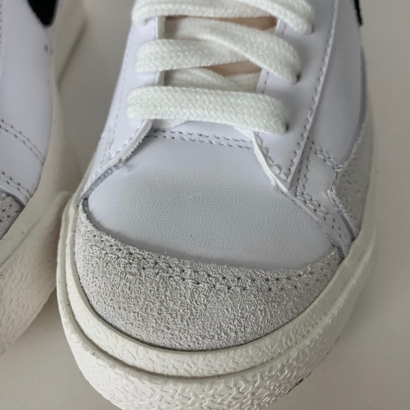 NIKE BLAZER MID 77 SHOES WOMENS 5.5 NIB - Picture 3 of 9